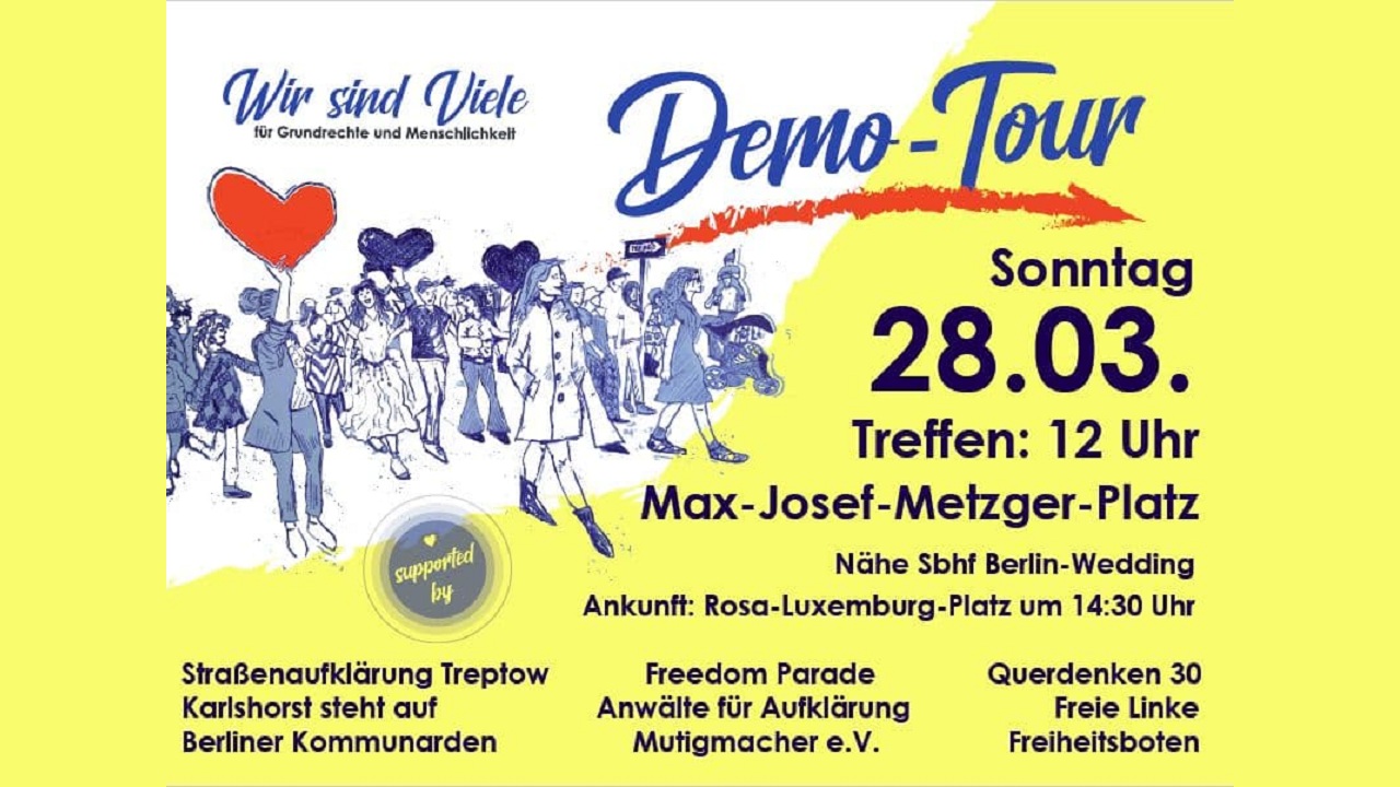 Demo Berlin Rosa Luxemburg Platz